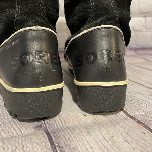 Sorel black suede, tall lace up winter boot size 7.5 - Picture 4 of 8